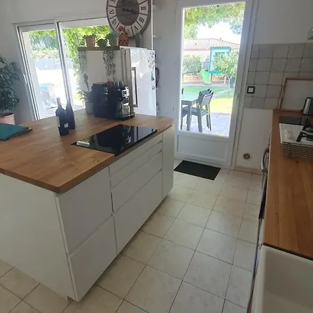 Maison Familiale Avec Grande Piscine Vila