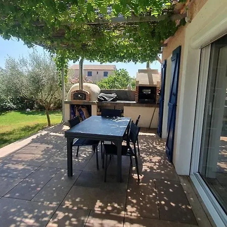 Maison Familiale Avec Grande Piscine * Canet (Herault)